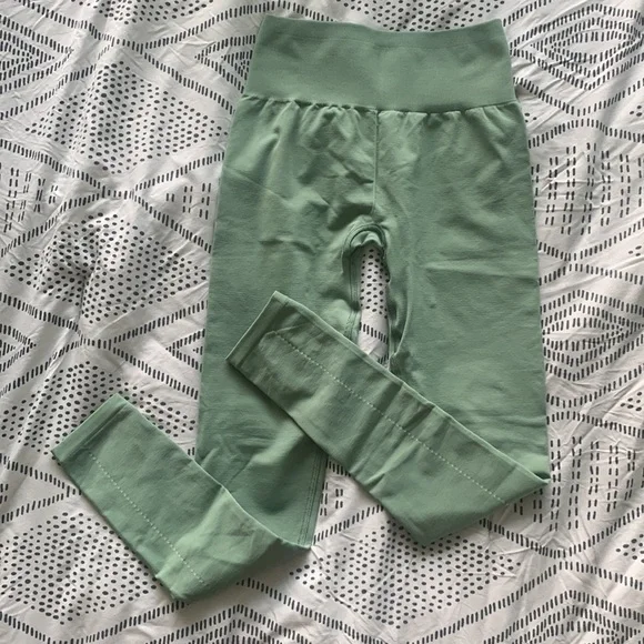 -XS green Gymshark leggings - Picture 4 of 5
